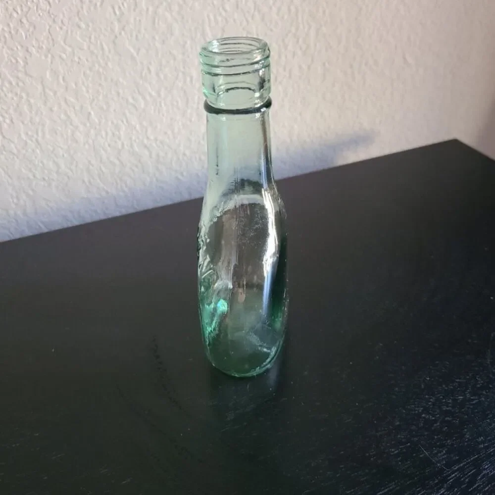Vintage Almaden Vineyards Pony Green Glass Wine Bottle Embossed Grape Harvest 6o
